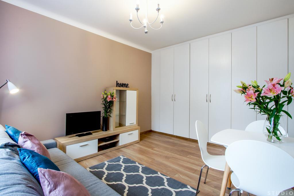 Clicktheflat Avenue Place Apart Rooms Варшава Екстериор снимка